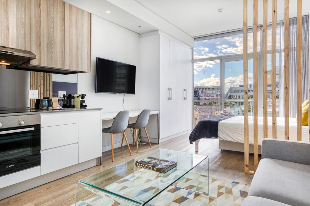 Backup-Powered Luxury Ny City Apartment At Table Mountain Kaapstad Buitenkant foto